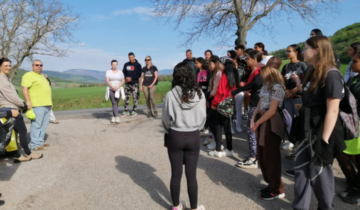 Akcie / Deň Zeme  - foto