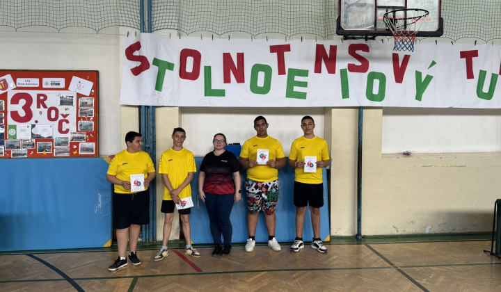 Akcie / Stolnotenisový turnaj o pohár riaditeľky školy  - foto