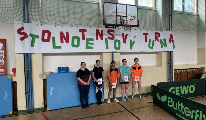 Akcie / Stolnotenisový turnaj o pohár riaditeľky školy  - foto