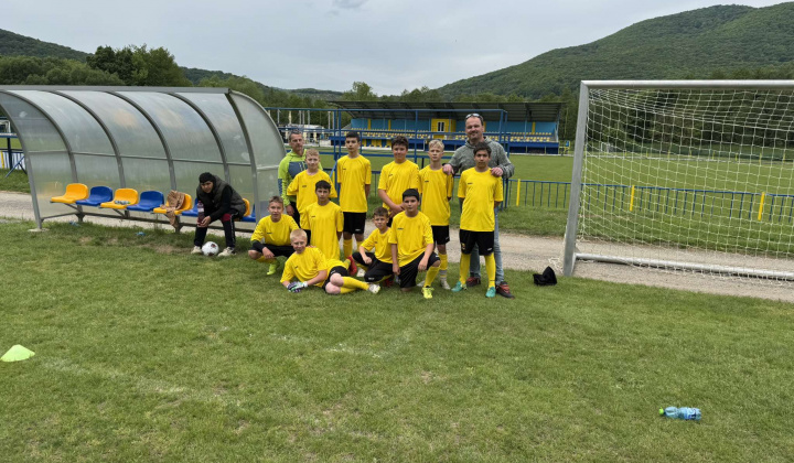 Súťaže / olympiády / Školský pohár SFZ chlapcov základných škôl - foto