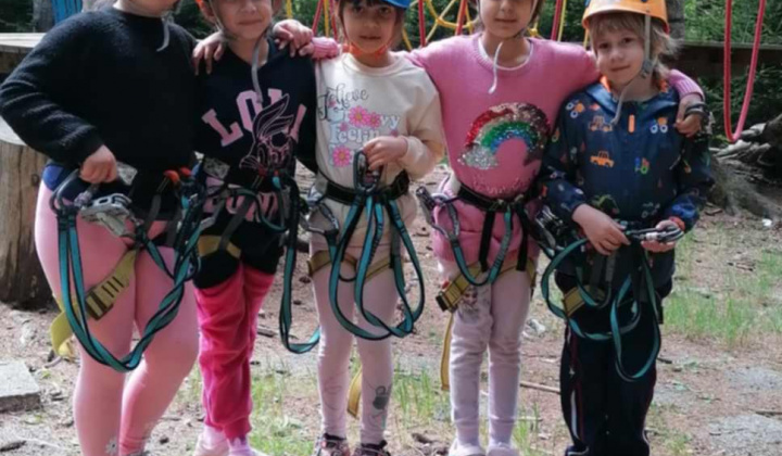 Akcie / Škola v prírode - foto