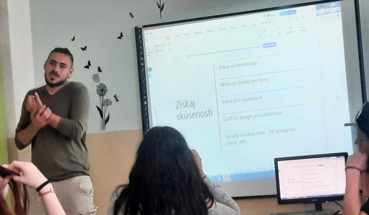 Akcie / Ako stráviť leto? - foto