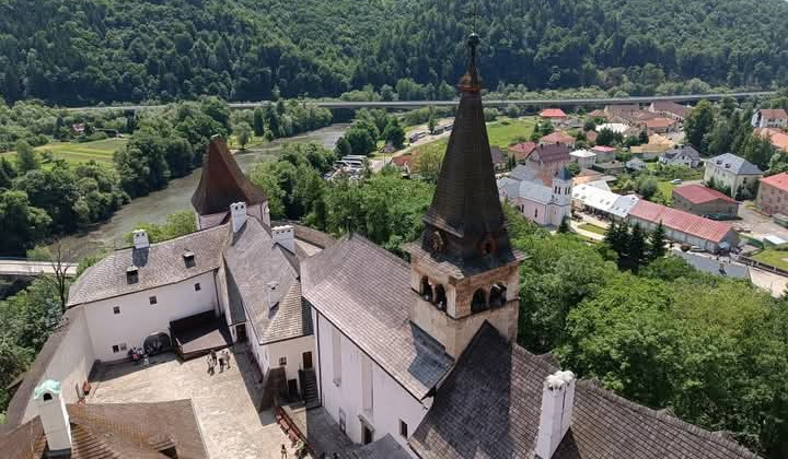 Akcie / Za krásami Slovenska ???? - foto
