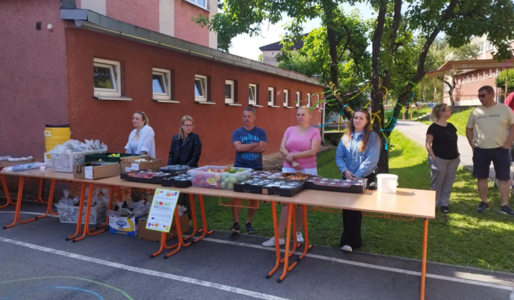 Akcie / Ochutnávka ovocia - foto