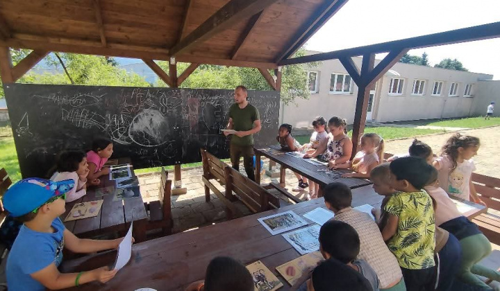 Akcie / Lesná pedagogika - foto
