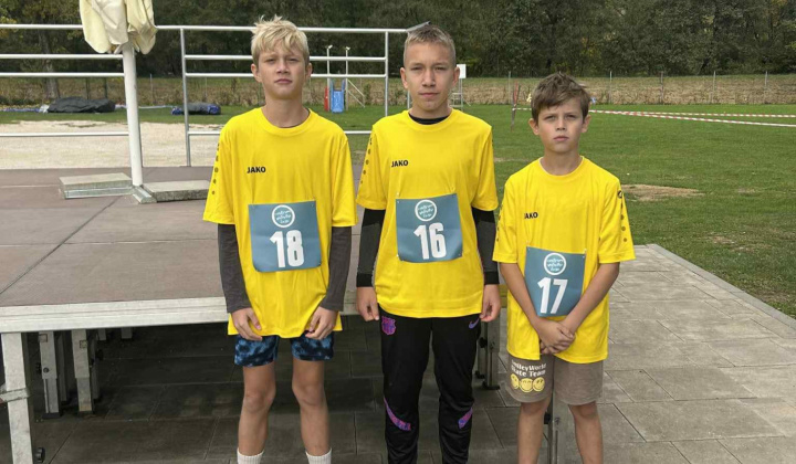 Súťaže / olympiády / Cezpoľný beh - foto