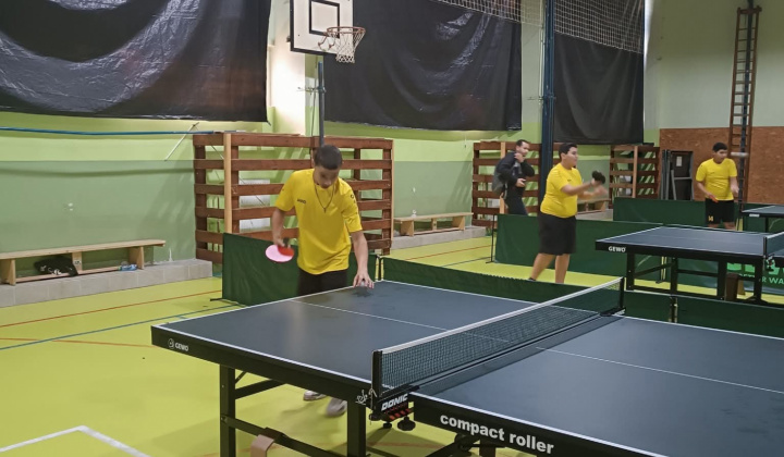 Súťaže / olympiády / Okresné kolo stolnotenisového turnaja  - foto