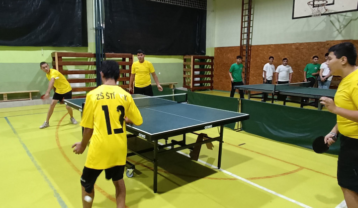 Súťaže / olympiády / Okresné kolo stolnotenisového turnaja  - foto