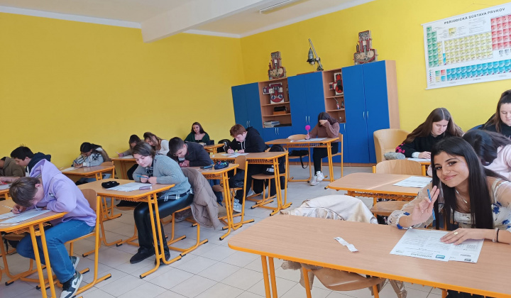 Akcie / KOMPARO 9 - foto