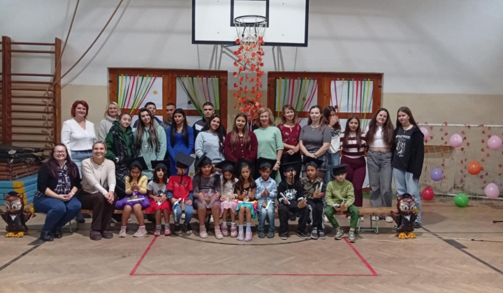 Akcie / Pasovanie prvákov  - foto