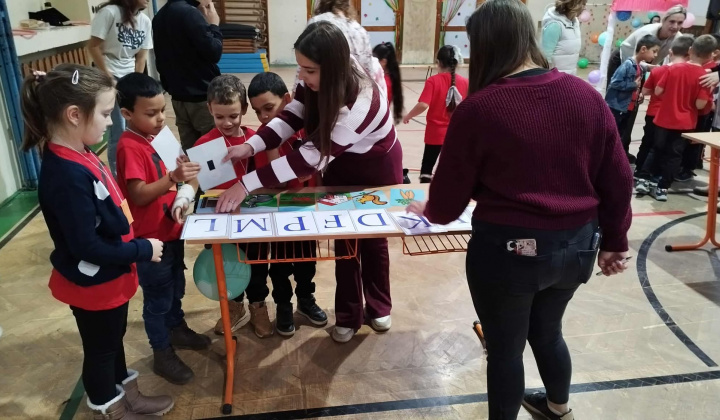 Akcie / Pasovanie prvákov  - foto