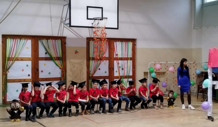 Akcie / Pasovanie prvákov  - foto