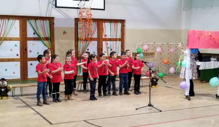 Akcie / Pasovanie prvákov  - foto