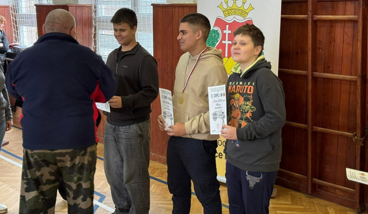 Súťaže / olympiády / Perfektný úspech našich strelcov ???????? - foto