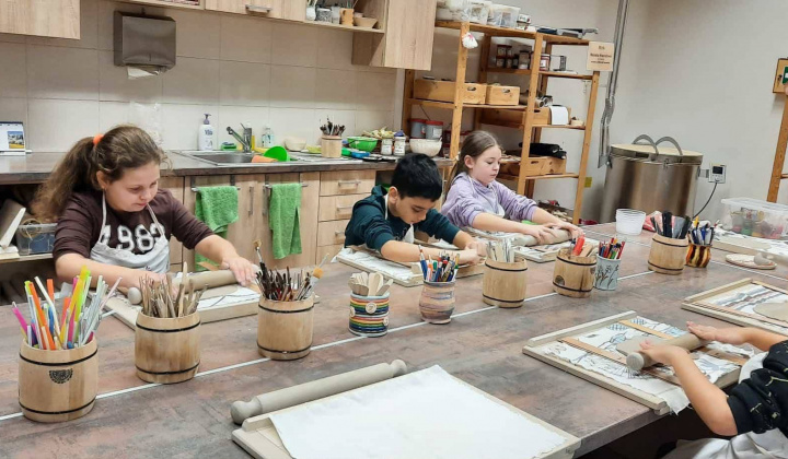 Akcie / Tvorivé dielne v Gemerskom osvetovom stredu  v Rožňave - foto