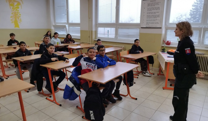 Akcie / Detská policajná akadémia  - foto