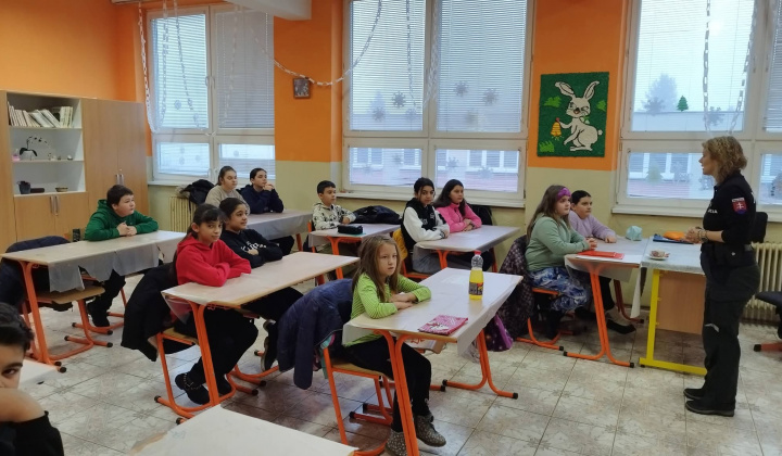 Akcie / Detská policajná akadémia  - foto