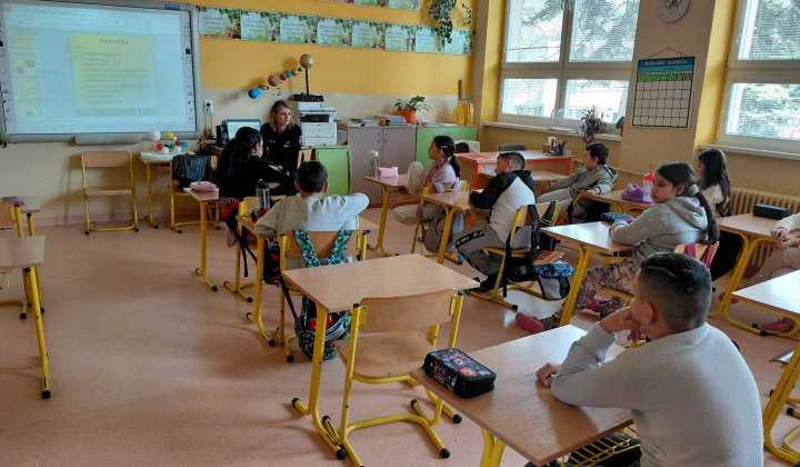 Akcie / Detská policajná akadémia  - foto