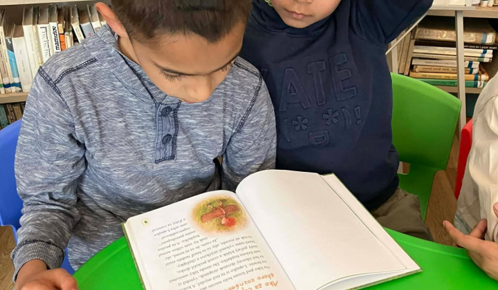 Akcie / Čítajme si... - foto