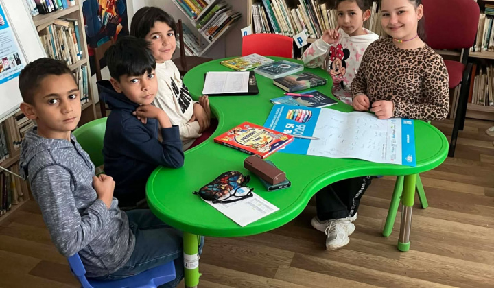 Akcie / Čítajme si... - foto