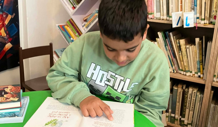 Akcie / Čítajme si... - foto