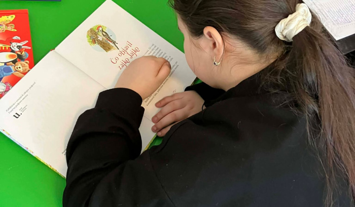 Akcie / Čítajme si... - foto