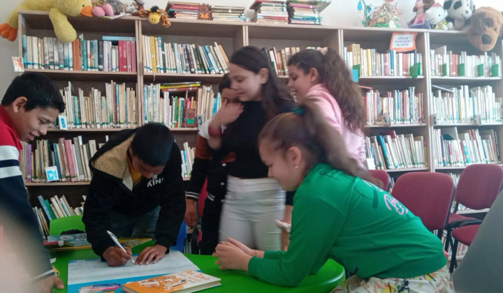 Akcie / Čítajme si... - foto