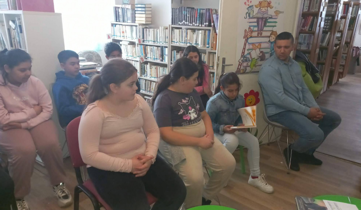 Akcie / Čítajme si... - foto