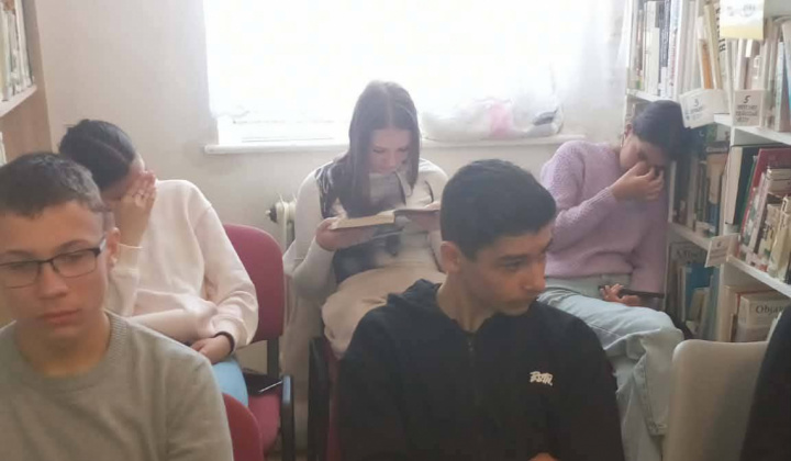 Akcie / Čítajme si... - foto