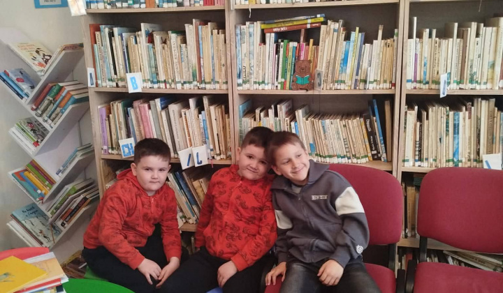 Akcie / Čítajme si... - foto