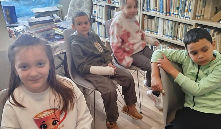 Akcie / Čítajme si... - foto