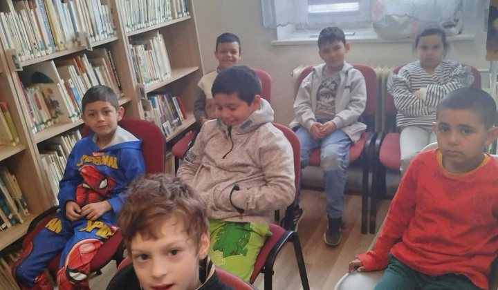 Akcie / Čítajme si... - foto