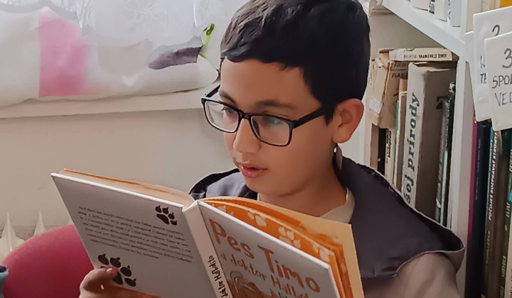 Akcie / Čítajme si... - foto