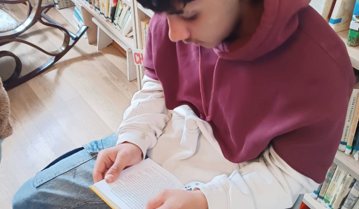 Akcie / Čítajme si... - foto