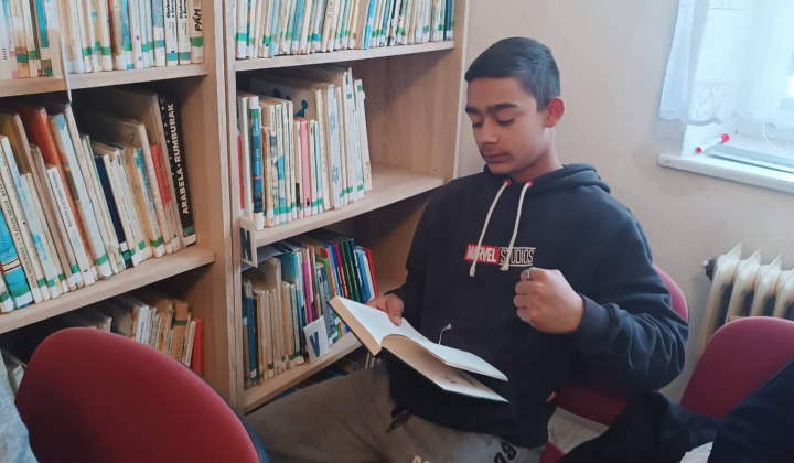 Akcie / Čítajme si... - foto