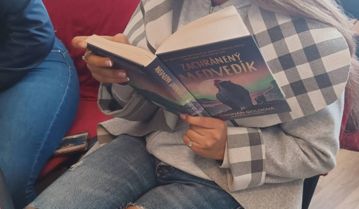 Akcie / Čítajme si... - foto