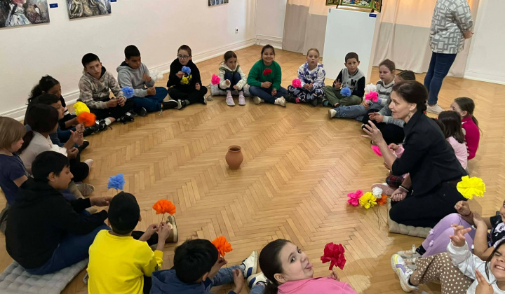 Akcie / Exkurzia za umením - foto