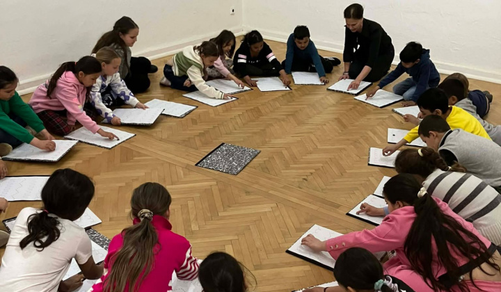 Akcie / Exkurzia za umením - foto