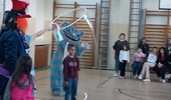 Akcie / Cirkus Galent - foto