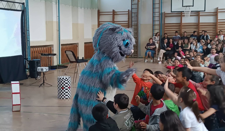 Akcie / Cirkus Galent - foto