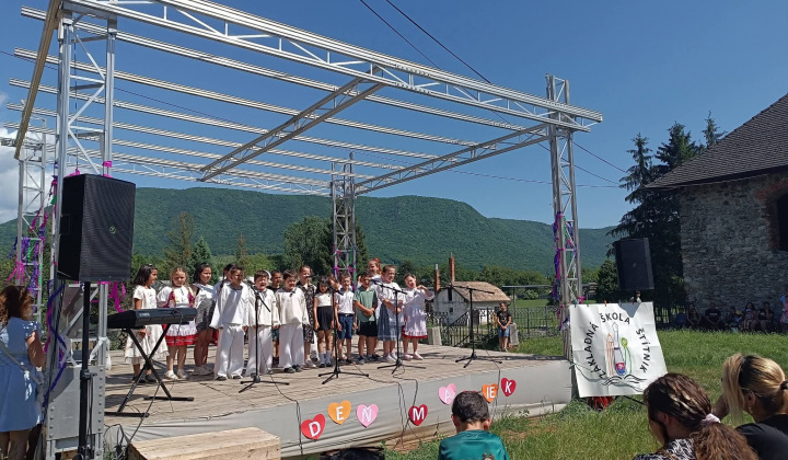Akcie / Slávnostná akadémia pri príležitosti Dňa matiek - foto