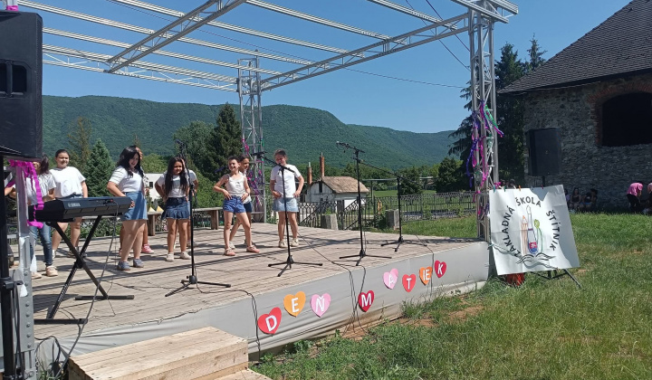 Akcie / Slávnostná akadémia pri príležitosti Dňa matiek - foto