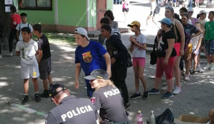 Akcie / Čo sa hýbe, to je živé - foto