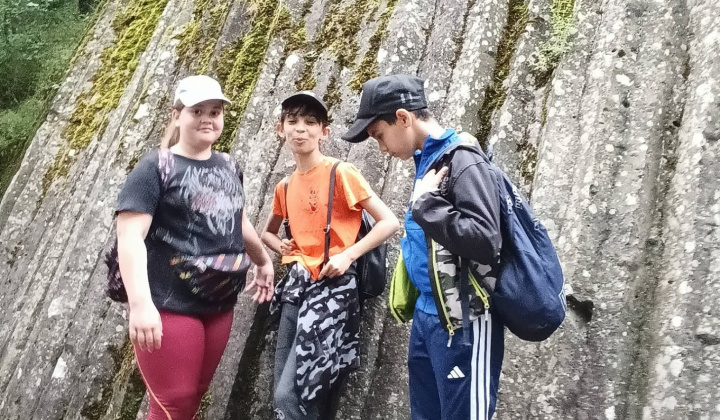 Akcie / Turistická vychádzka na Šomošku - foto