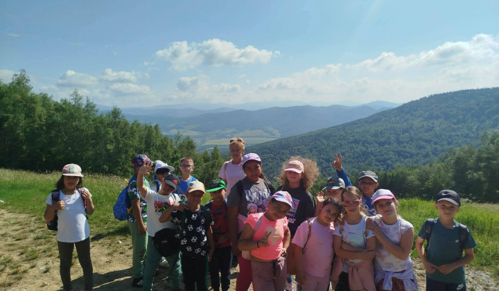 Akcie / Škola v prírode - Hrádok - foto