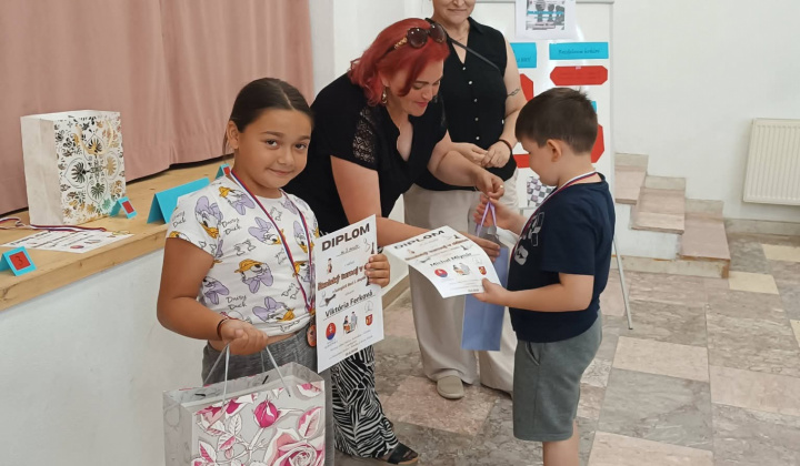 Akcie / Turnaj v dáme - foto
