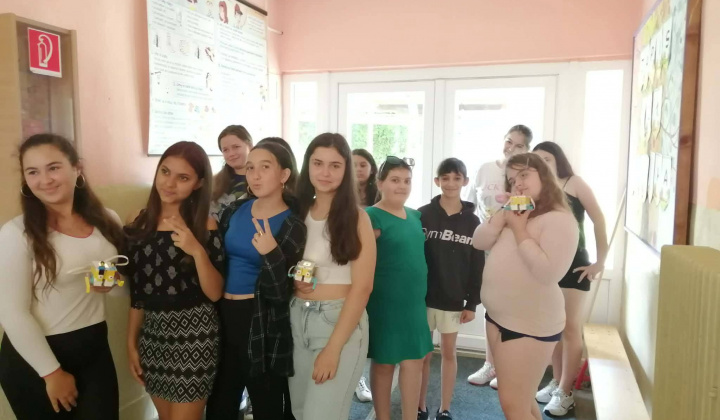 Akcie / Aj Ty v IT, alebo keď programujú dievčatá  - foto