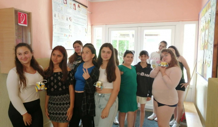 Akcie / Aj Ty v IT, alebo keď programujú dievčatá  - foto