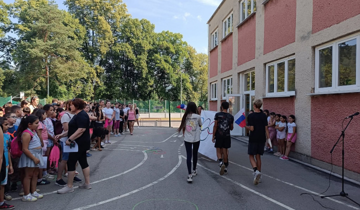 Akcie / Olympijský deň  - foto
