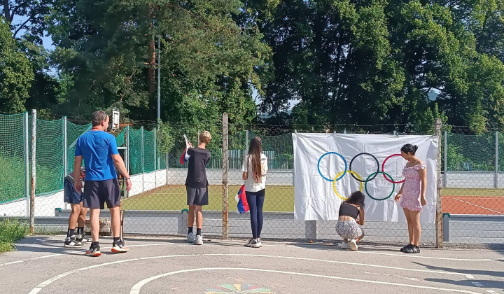Akcie / Olympijský deň  - foto